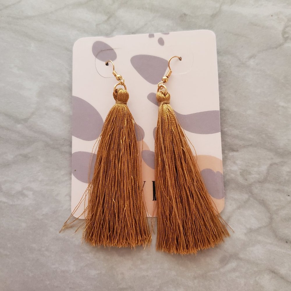 ✨ 3 for $15 Long Classic Gold thread Tassel Drop Dangle Earrings Minimalist ✨